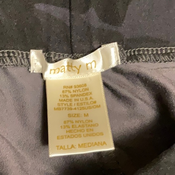 Matty M Black Leggings Sleek Form-Fitting Design - Picture 4 of 6